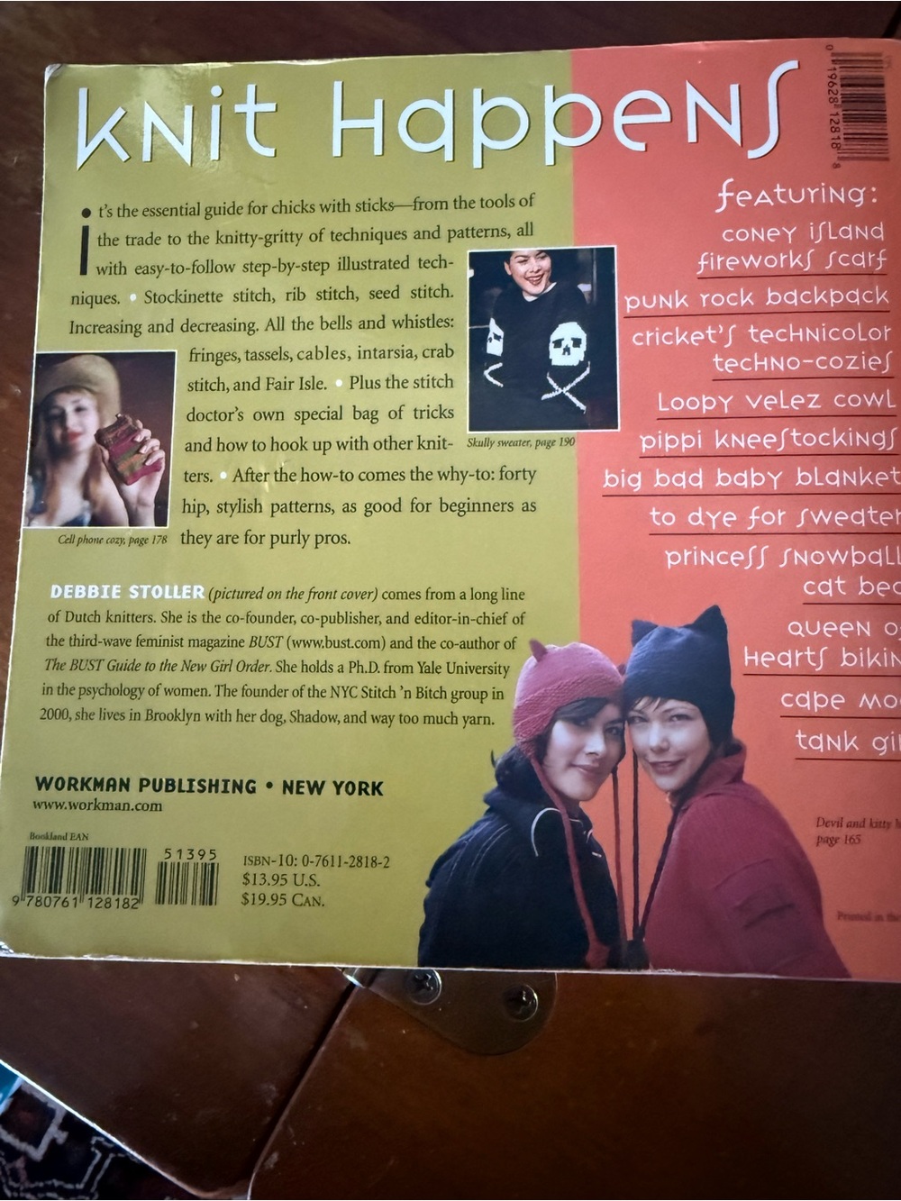 Knitting Pattern Books /
Booklet - Picture 5 of 7